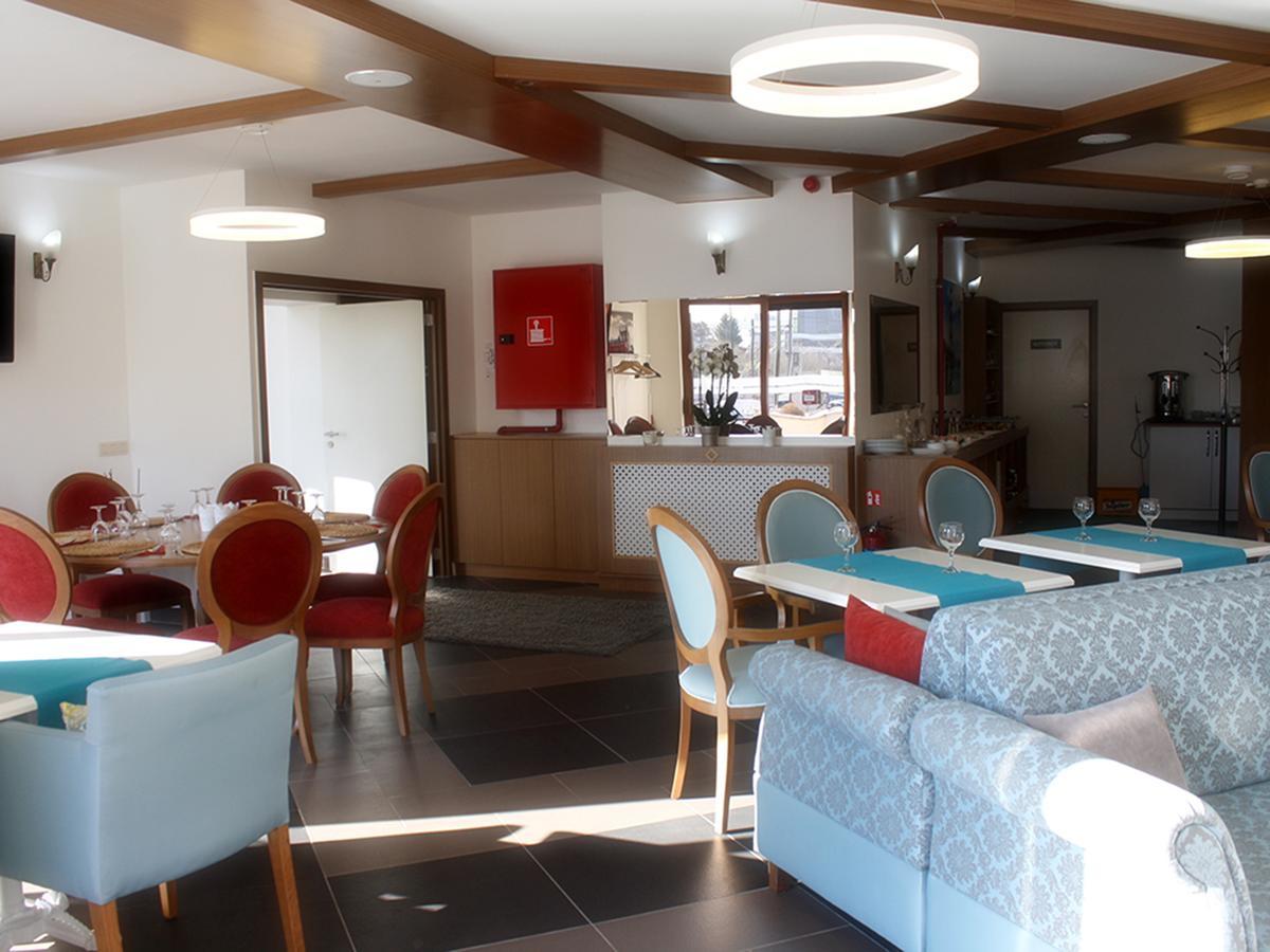 Fly Inn Hotel Lounge Machelen Eksteriør billede
